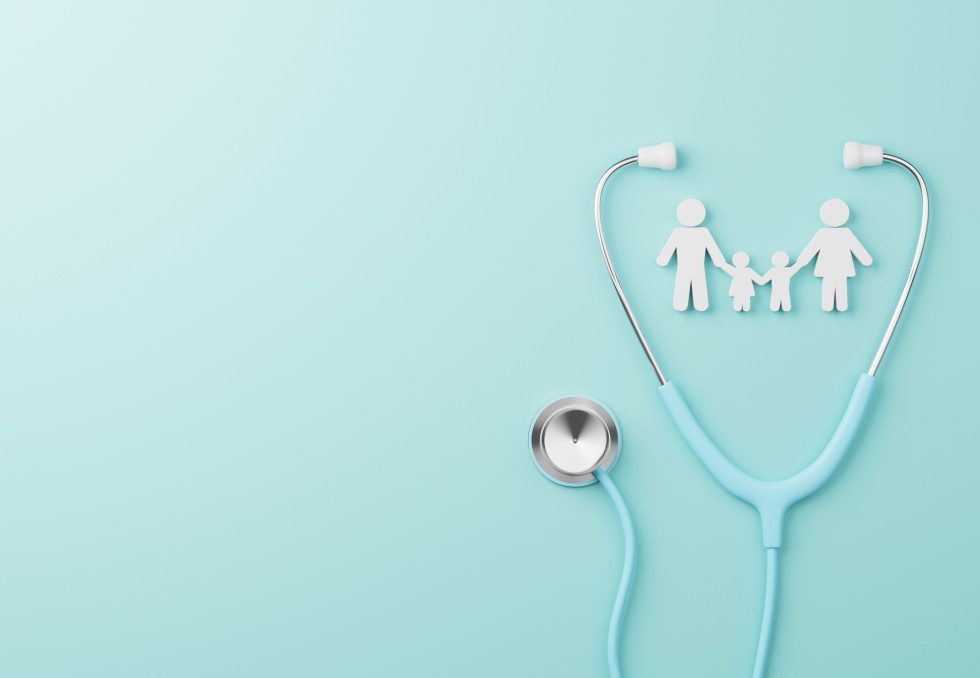 Image d'un stéthoscope et d'une famille