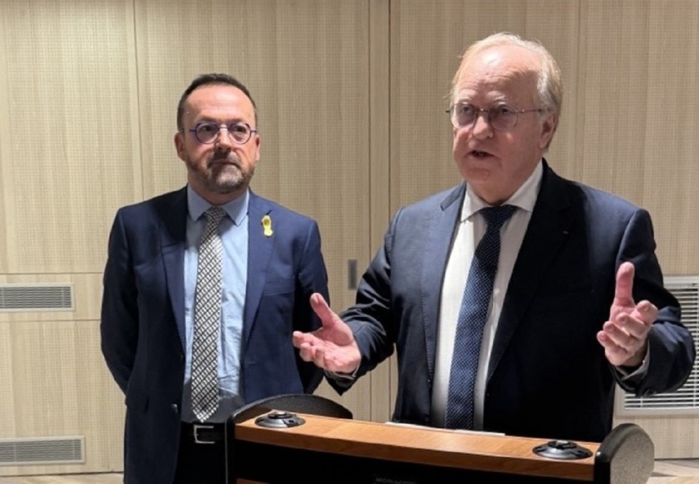 François Arnault et Yannick Neuder 