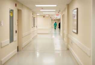Hôpital.