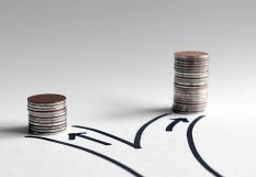 Différence entre deux piles d'argent.