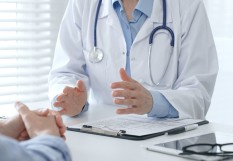 femme médecin